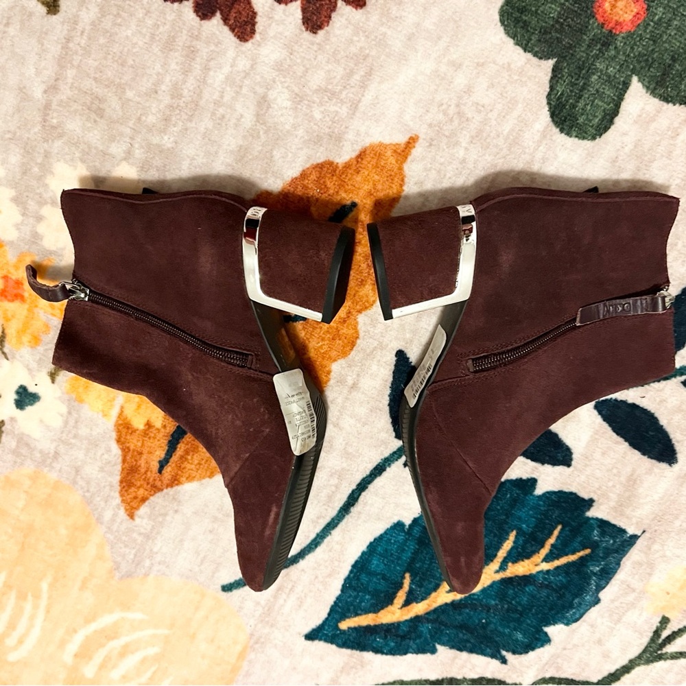 New w/ tags DKNY purple suede ankle boots - Picture 2 of 4